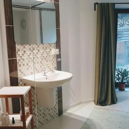 Jana Pri Gejziri Apartment *